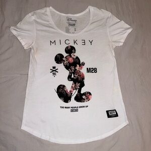 Super cute Neff x Disney tee